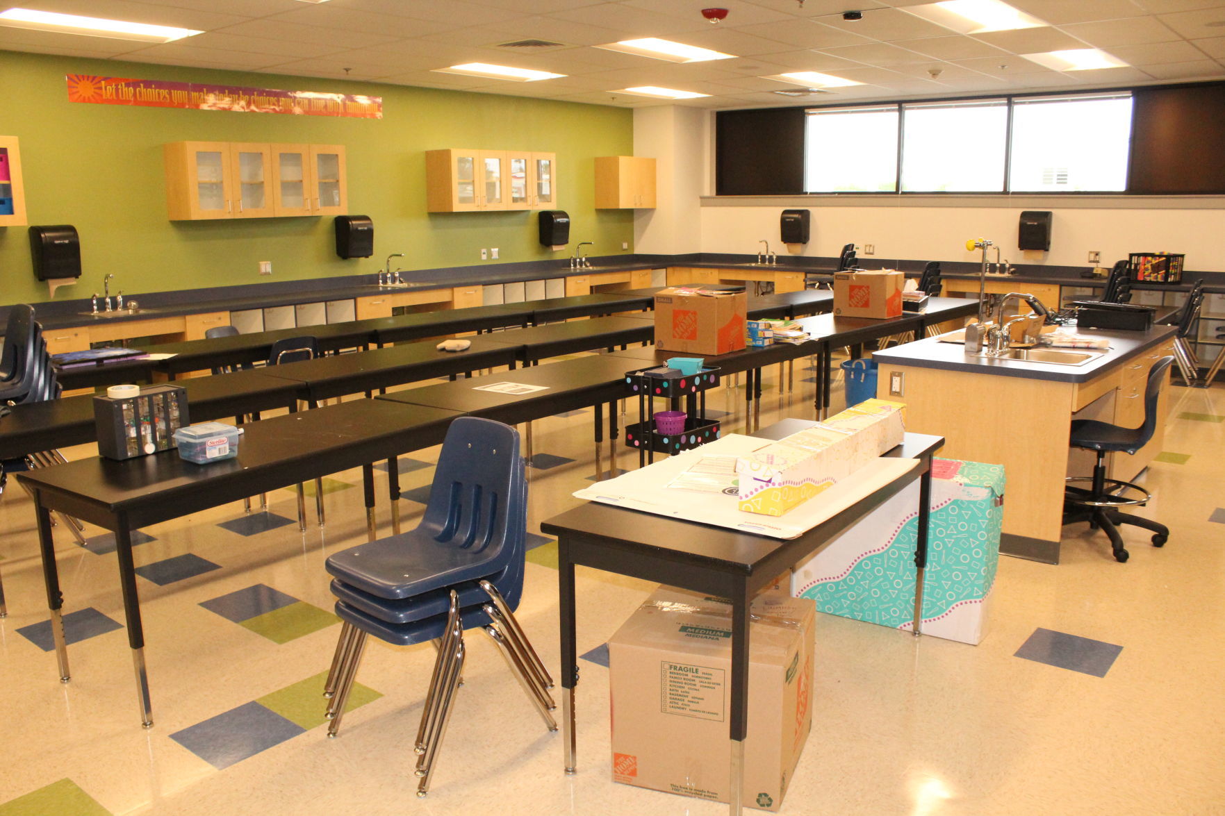 Fremont Middle School ribbon-cutting